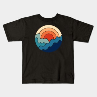 Retro 80s Art Sunrise Over The Ocean Waves II Kids T-Shirt